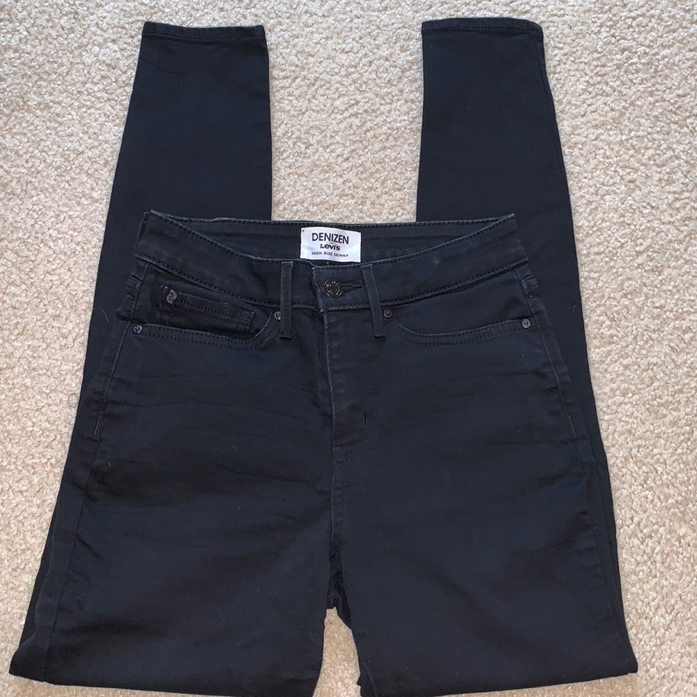 Levi’s Denizen Black High Rise Skinny Jeans